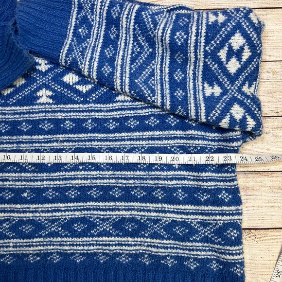 American Eagle Fair Isle Sweater Womens Large Blue White Geometric Knit Pullover - Picture 5 of 10